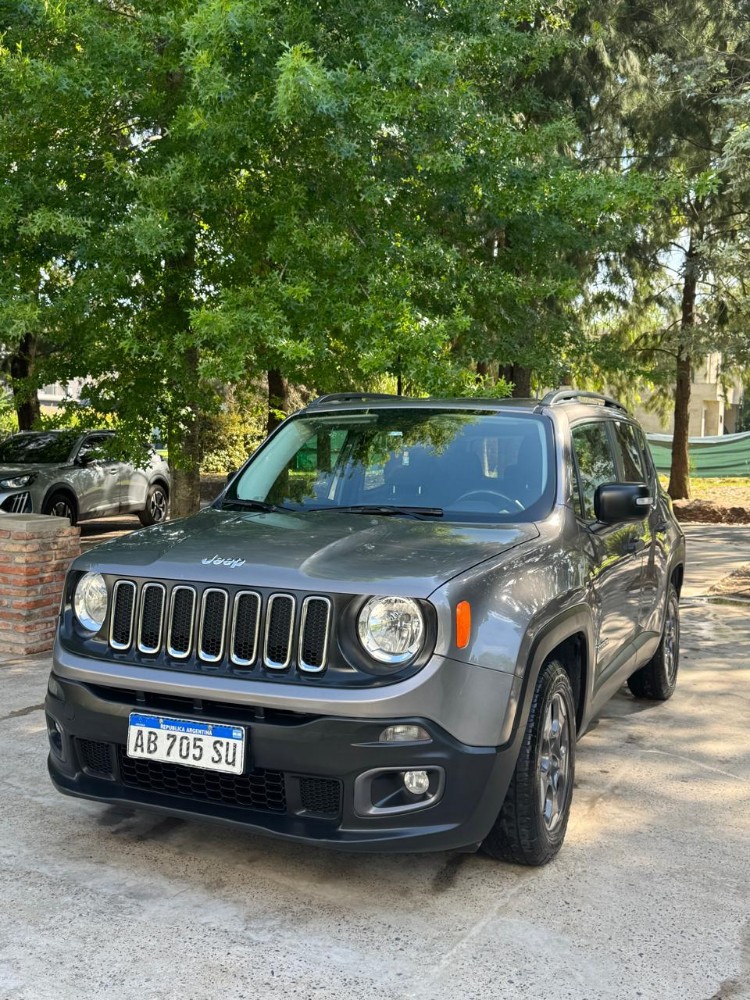 Jeep Renegade Sport — foto 5